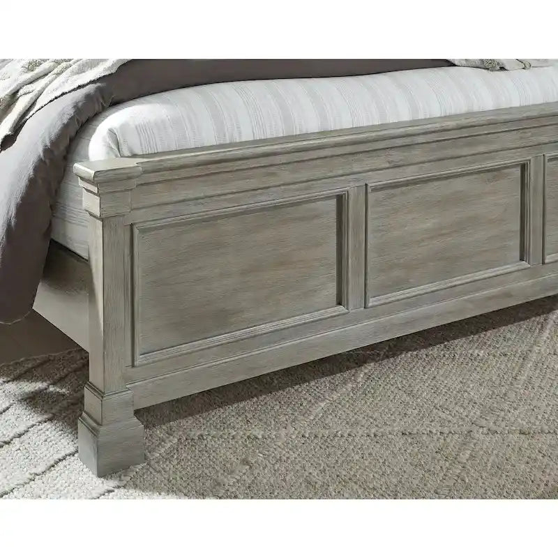 Queen Panel Bed, Glazed Bisque Wire-Brushed Finish, Louvered Headboard, Wood & Veneer, Traditional Style